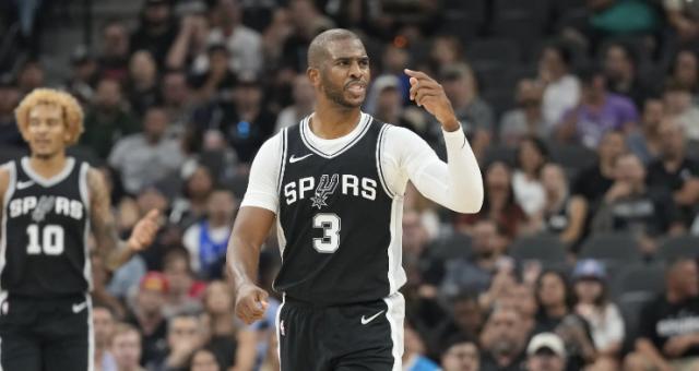 年近40打满82场！倔强的保罗拒绝向年龄低头