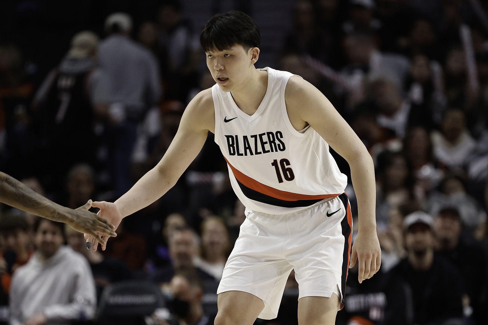 九游官网-媒体人：杨瀚森垃圾时间应该多打打主动点 反正传出去的球回不来