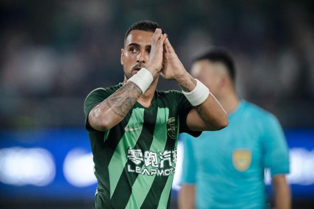 莱昂纳多艾菲尔丁已到阿布扎比 海港引援接近收官